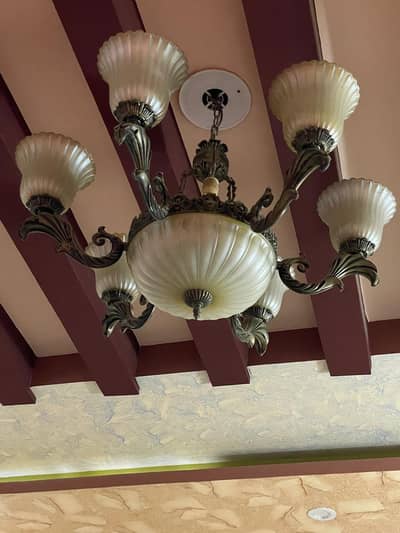 Chandeliers fanoos Drawing Room