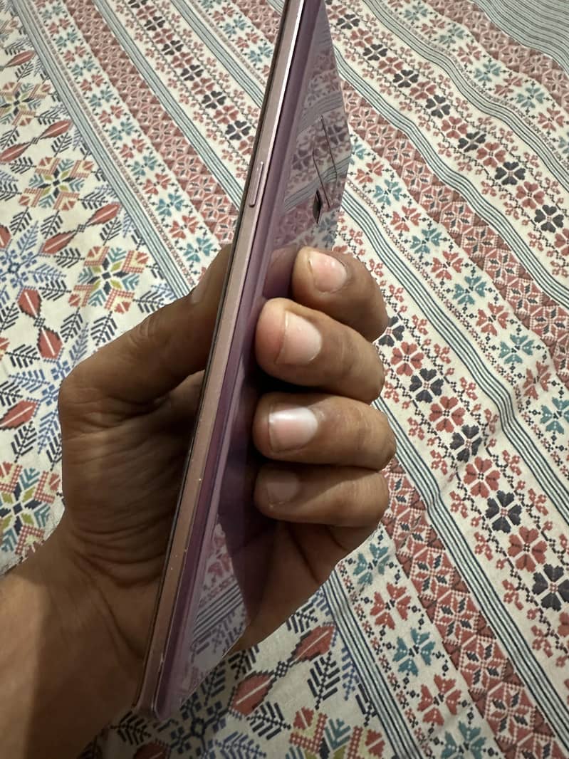 Samsung Mobile Note 9 1