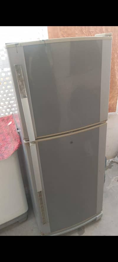 Dawlance medium size for sale