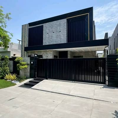 1 Kanal Brand New Luxury Furnished House for Rent in a Prime Location of Bahria Town, Lahore.