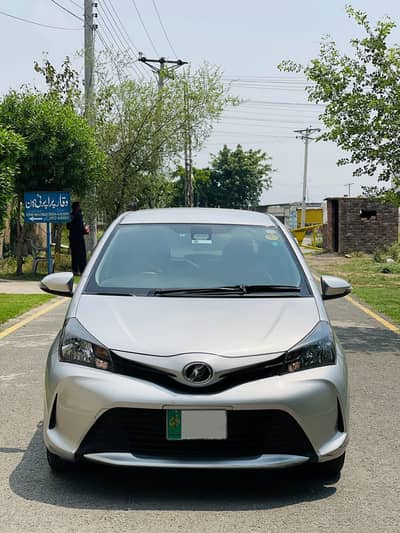 Toyota Vitz 2015