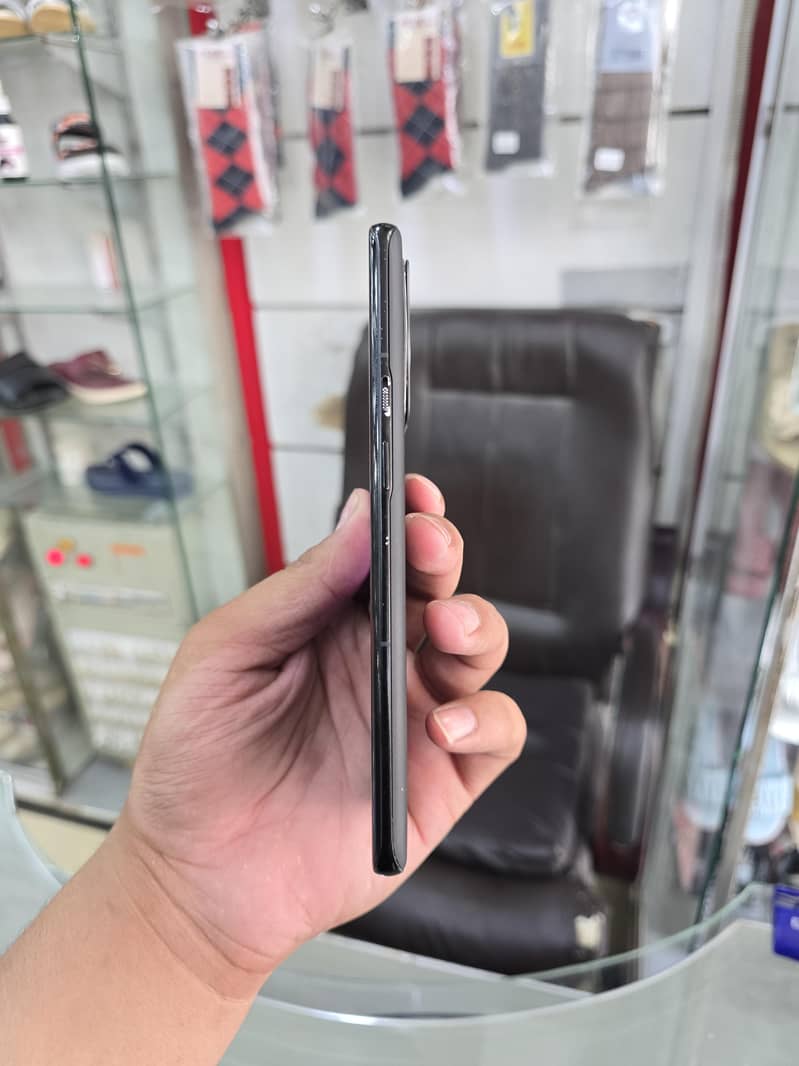 One Plus 9 2