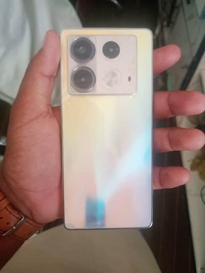 Infinix Note 40 with box charger no any issue 9by10 no open repair