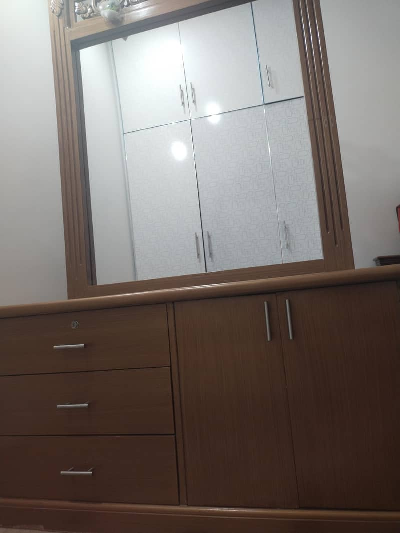 Dressing tables 1