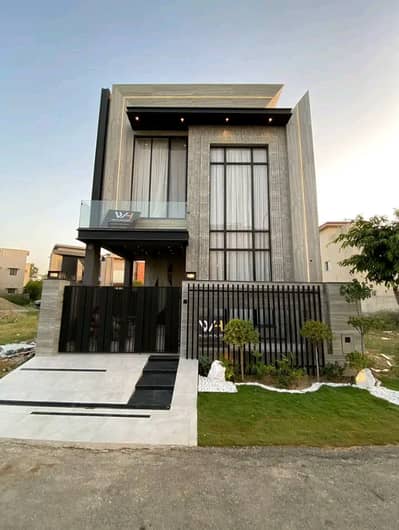 5 Marla Luxury House is Available for Rent in Bahria Town Lahore