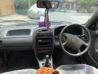 Suzuki Baleno 2005