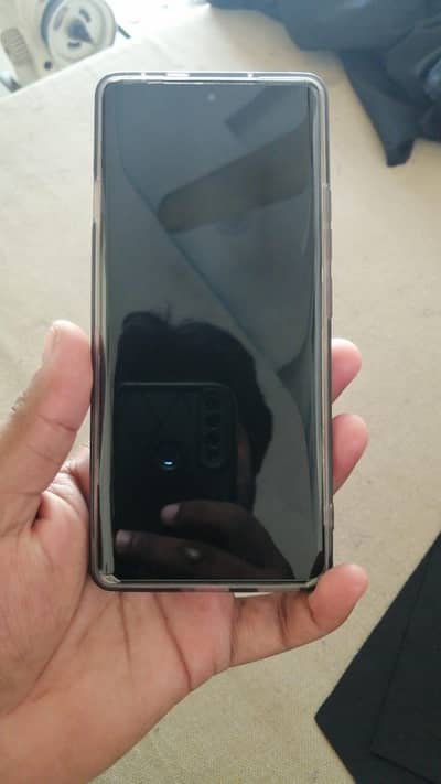 For sale: Tecno Camon 40 Pro  0324 7270103