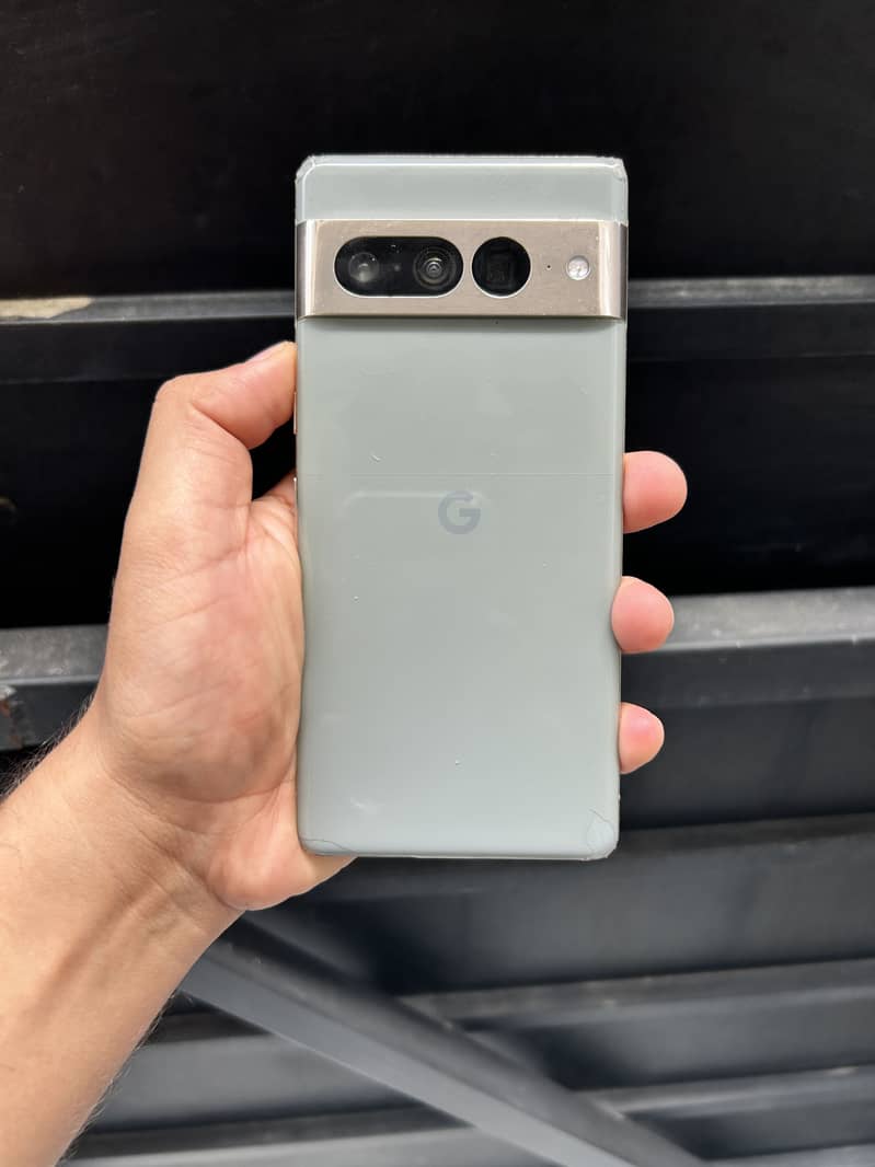 Google pixel 7 pro 1