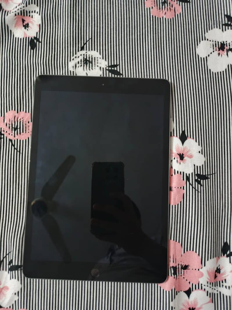ipad 8th gen 4