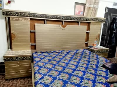 Home farnicher all set golden colour urgent sale (03297439543) jst cal