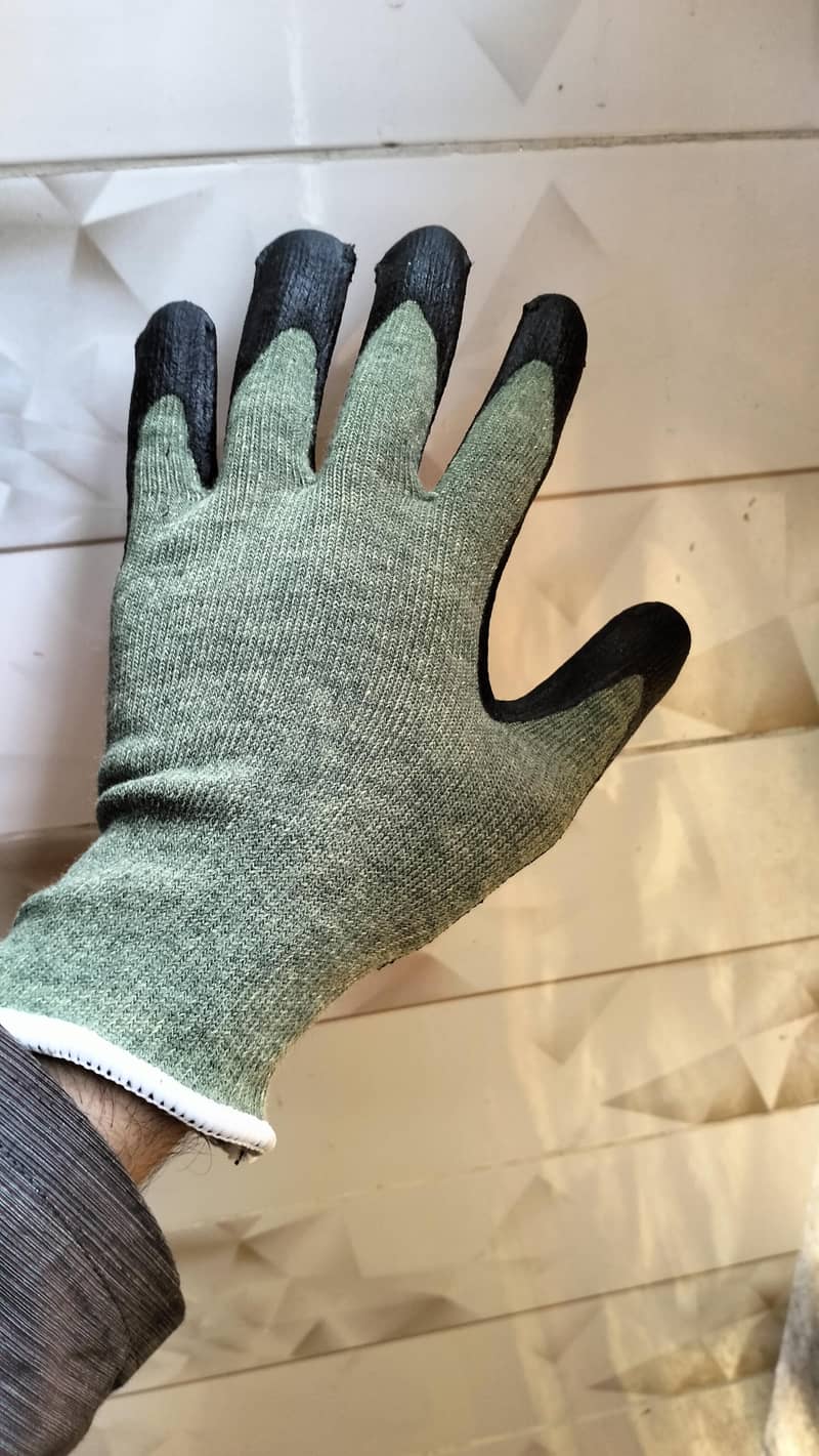 cut resistant gloves 1