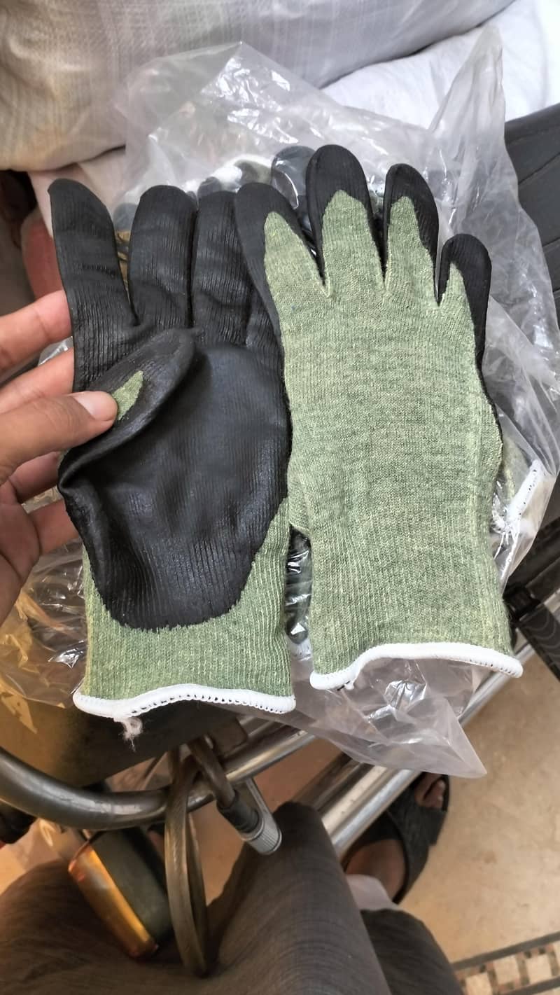cut resistant gloves 2