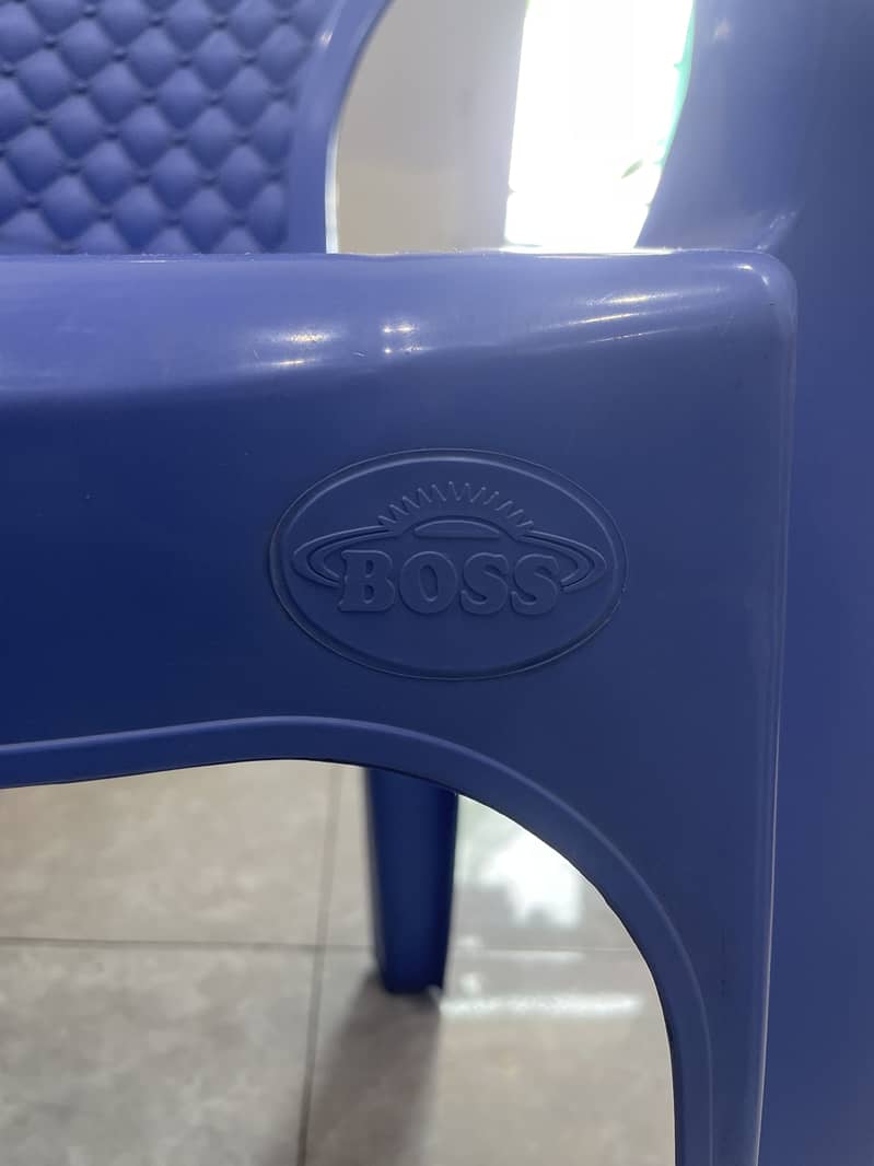 Plastic chairs 3