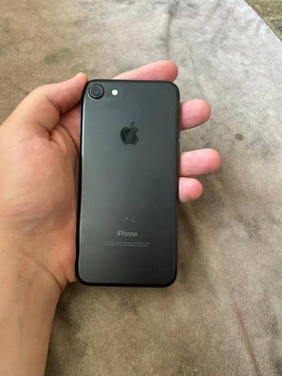 Apple iPhone 7