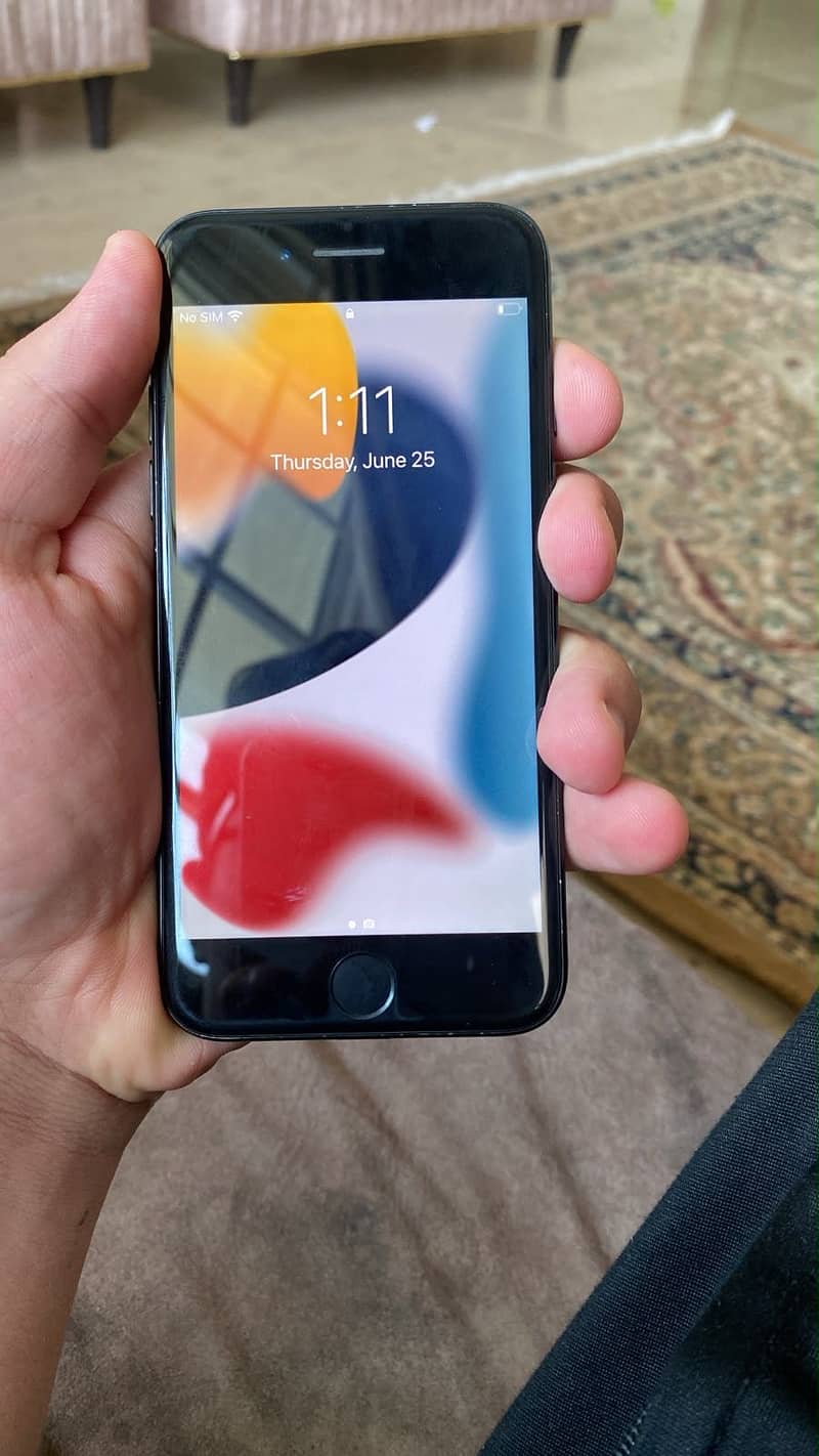 Apple iPhone 7 3