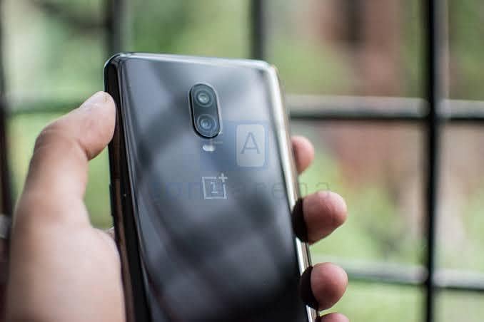One Plus 6T 1