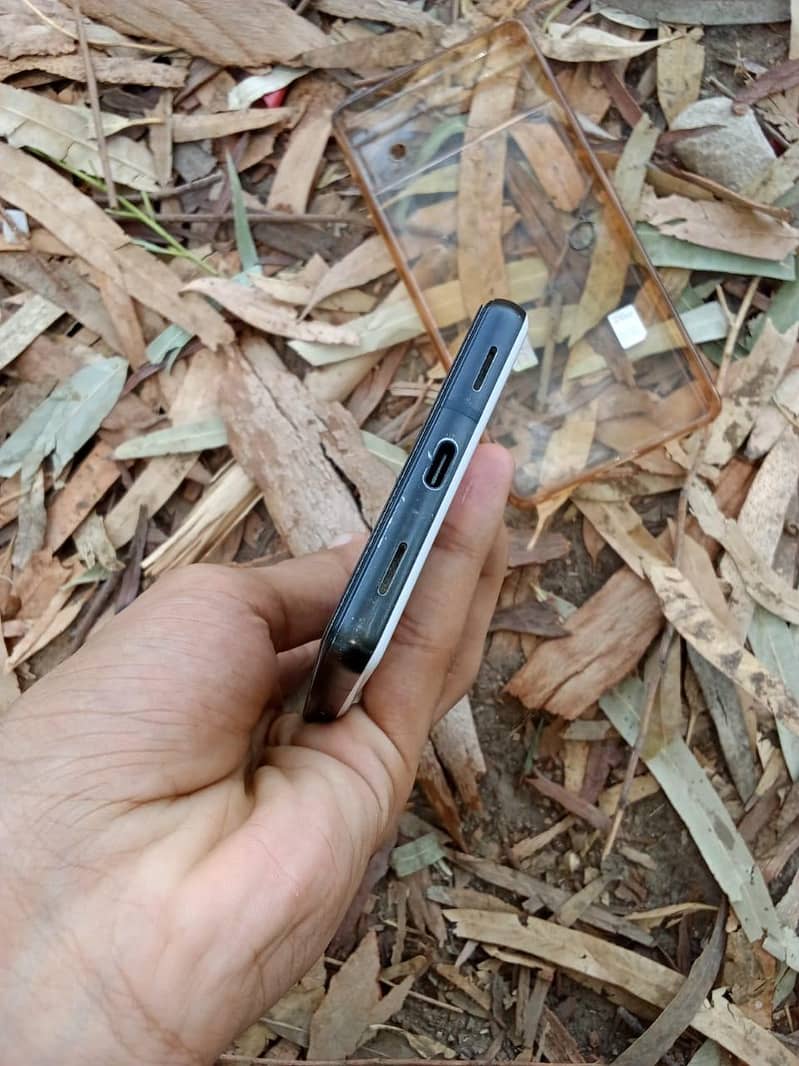 Google Pixel 6a 4