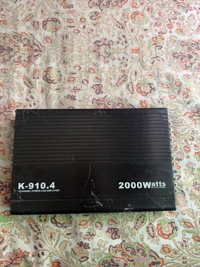 4 channel amplifier in original condition