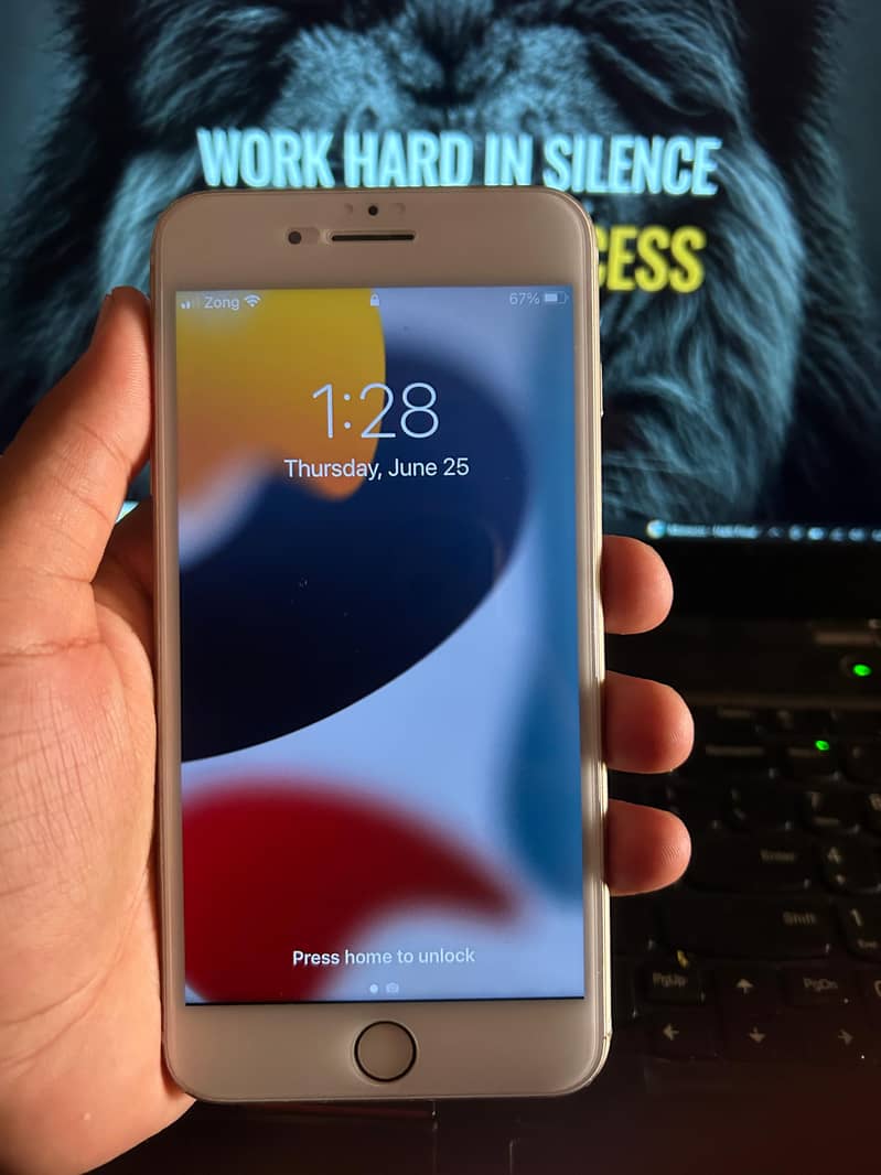 Apple iPhone 7 Plus 1