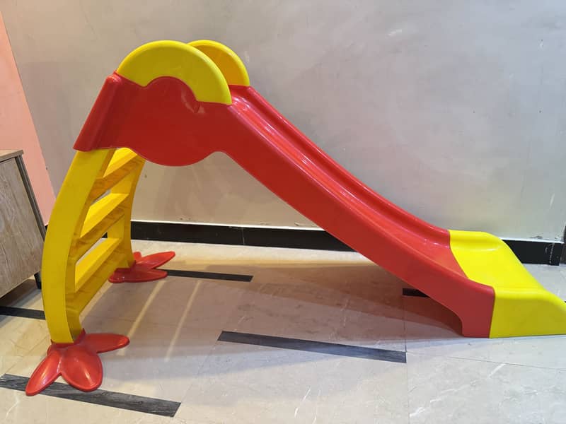 Three step slide 0
