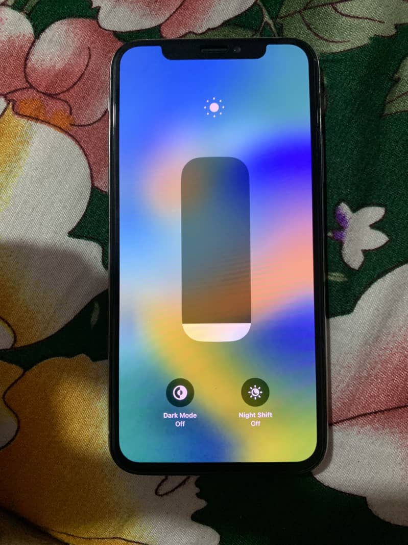 Apple iPhone X 4