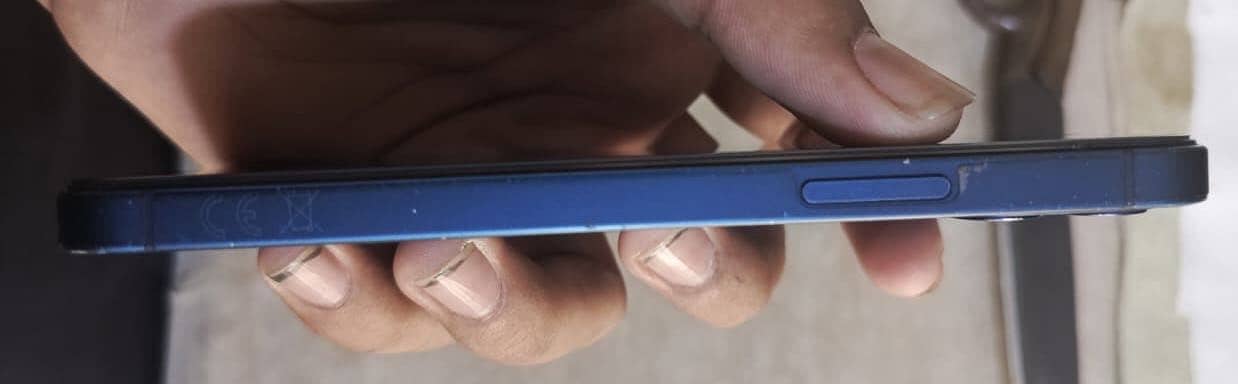 Apple iPhone 12 2