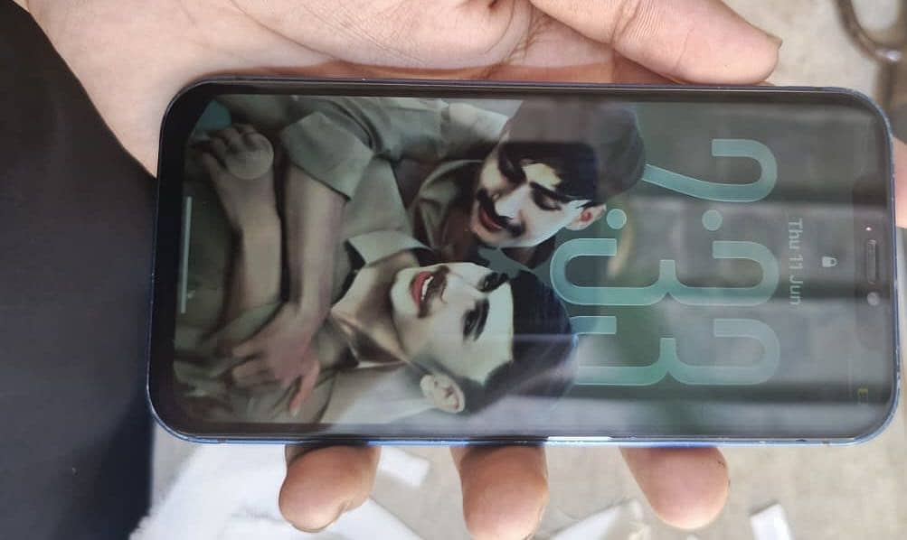Apple iPhone 12 3