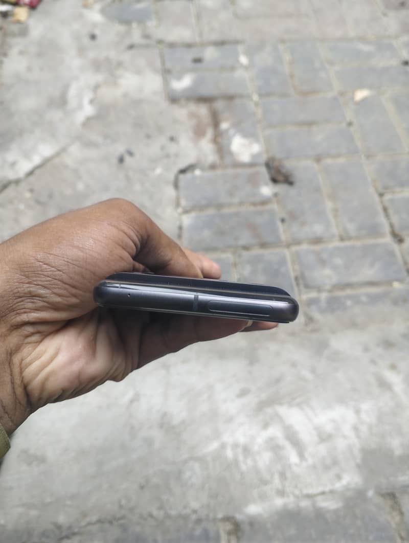 Google Pixel 7 5
