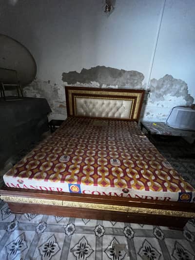 Bed for sale in good condition