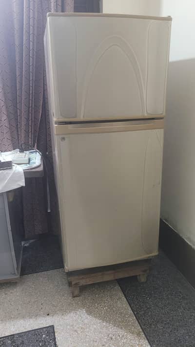 Dawlance refrigerator