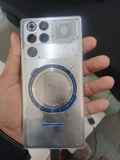 ZTE nubia RedMagic 11 Pro