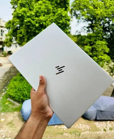 HP i7 10th Gen (Ram 16GB DDR4 + SSD 256GB) IPS Display Metallic Body