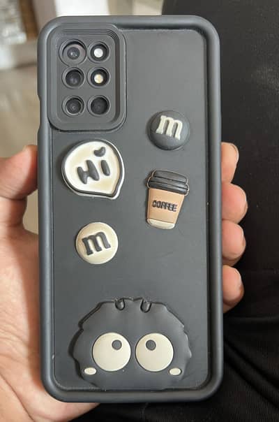 One Plus 8T DUAL SIM APPROVE PETCH 12 / 256 GB ALL OK JUST BACK CRACK