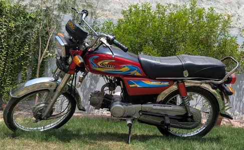 United 70 bike 2017 Model