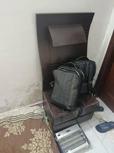 Single beds with mattress
