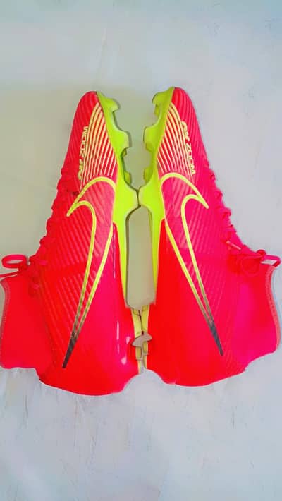 ORIGINAL FOOTBALL Shoes Nike Airzom mercurial  adidas predator puma