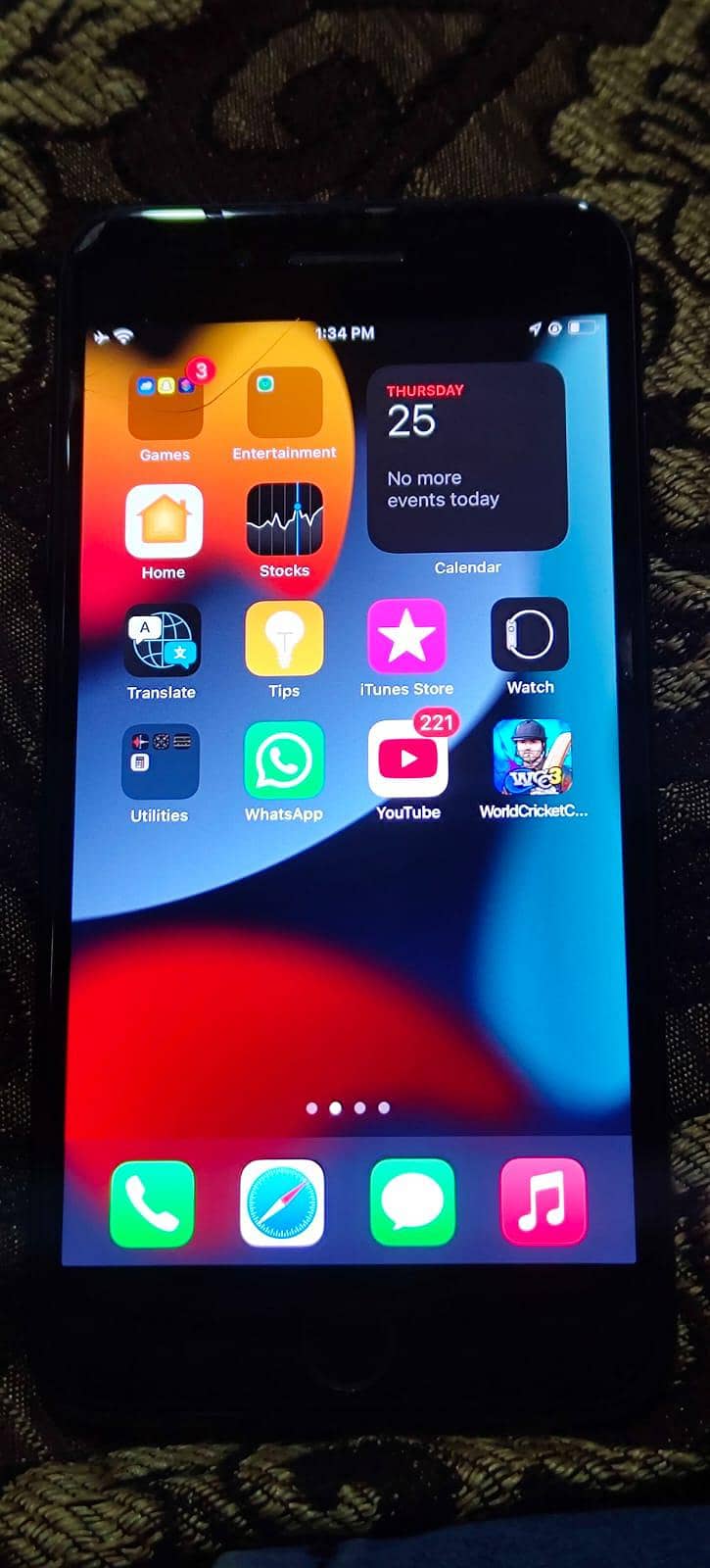 Apple iPhone 7 Plus 1