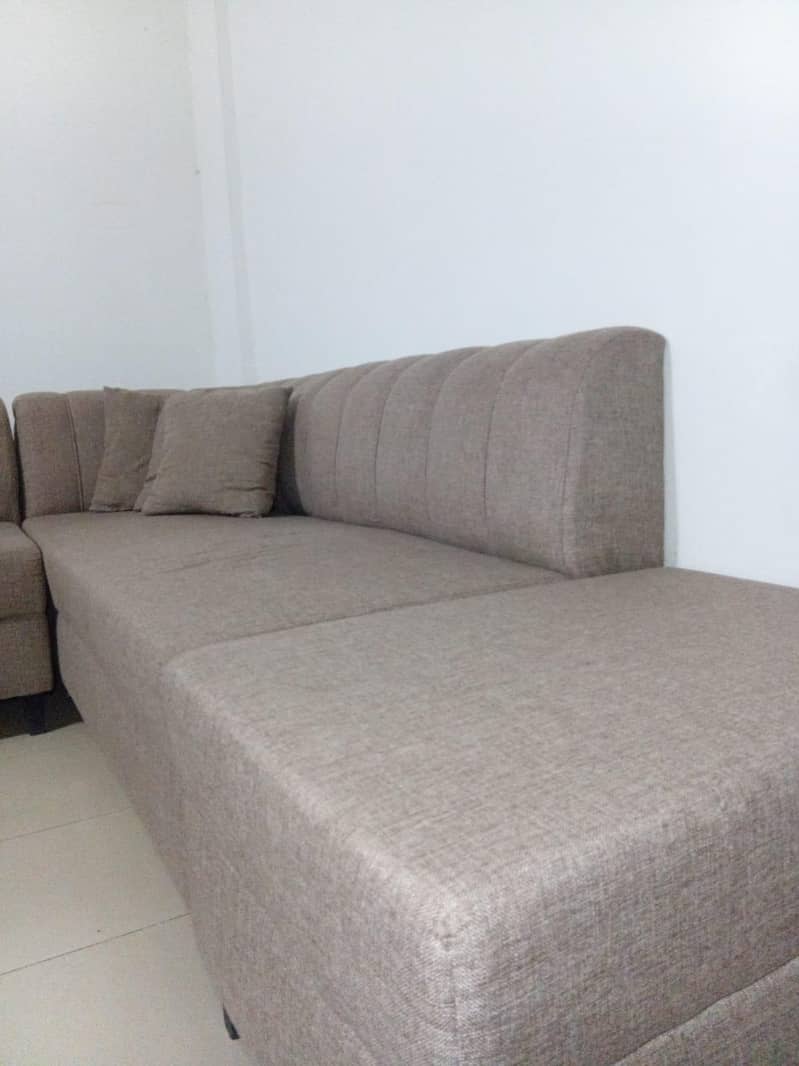 new condition shape sofa 1
