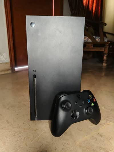 Xbox Series X 10/10 Condition With AAA Games