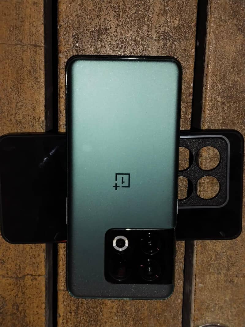 One Plus 10 Pro 0