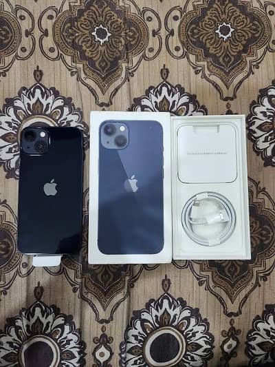 Apple iPhone 13