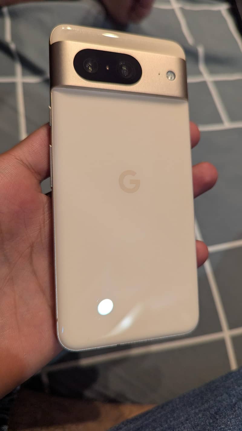 Google Pixel 8 1