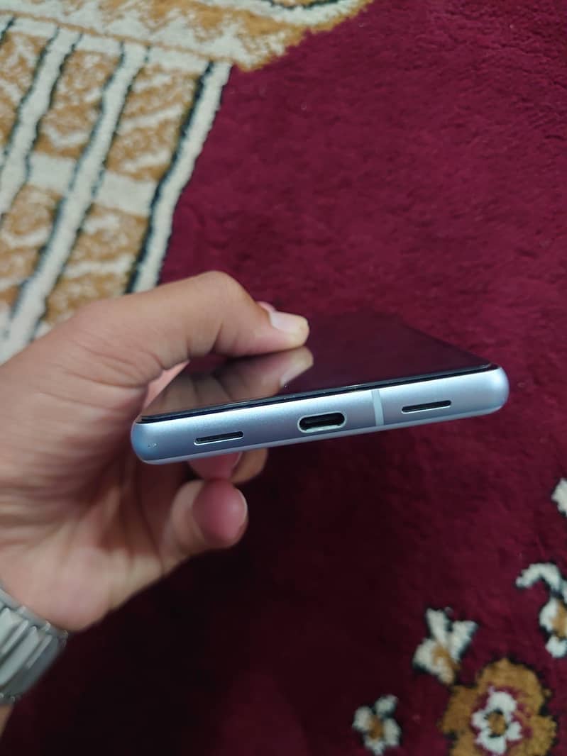 Google Pixel 7a 2