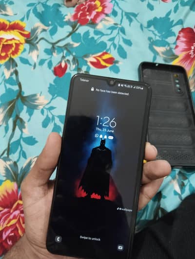 Samsung Mobile A70