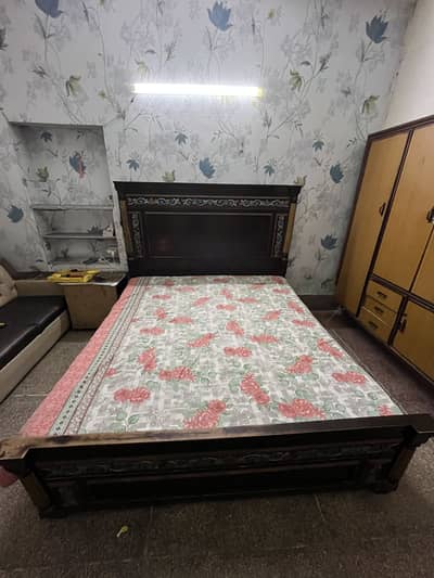Bed king size