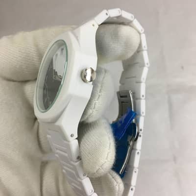 White Aura Watch – Clean Look, Premium Style!