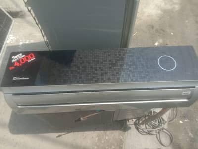 dawlance 1-5 tone AC original gass full ok best condition  03349177770
