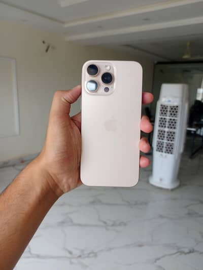 Apple iPhone 16 Pro Max