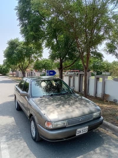 Nissan Sunny 1993