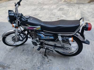 Bike for Sale Honda 125 Self Start.